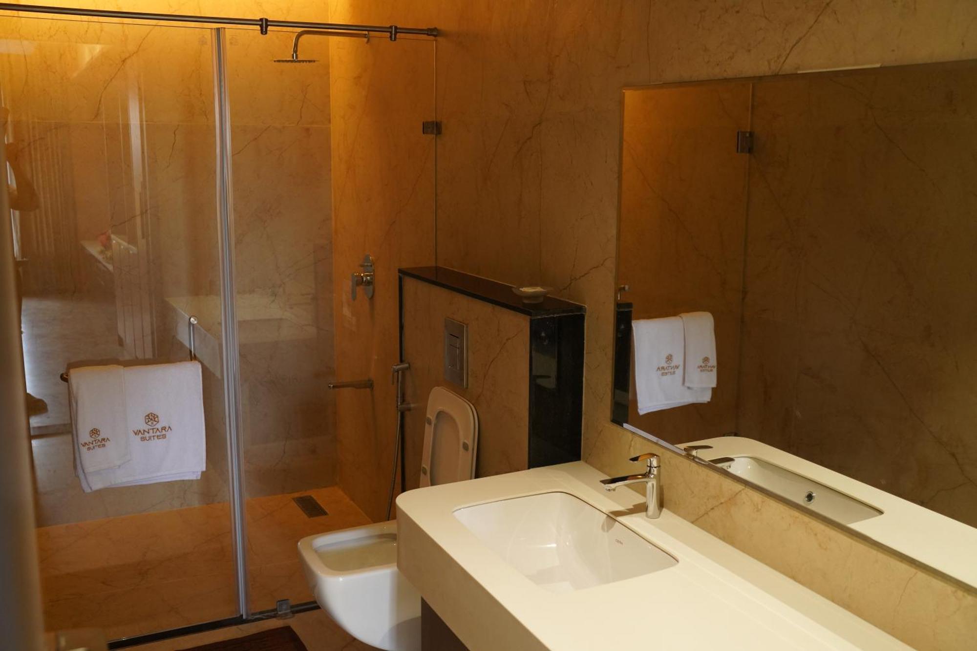 Vantara Suites Vellore Exteriér fotografie