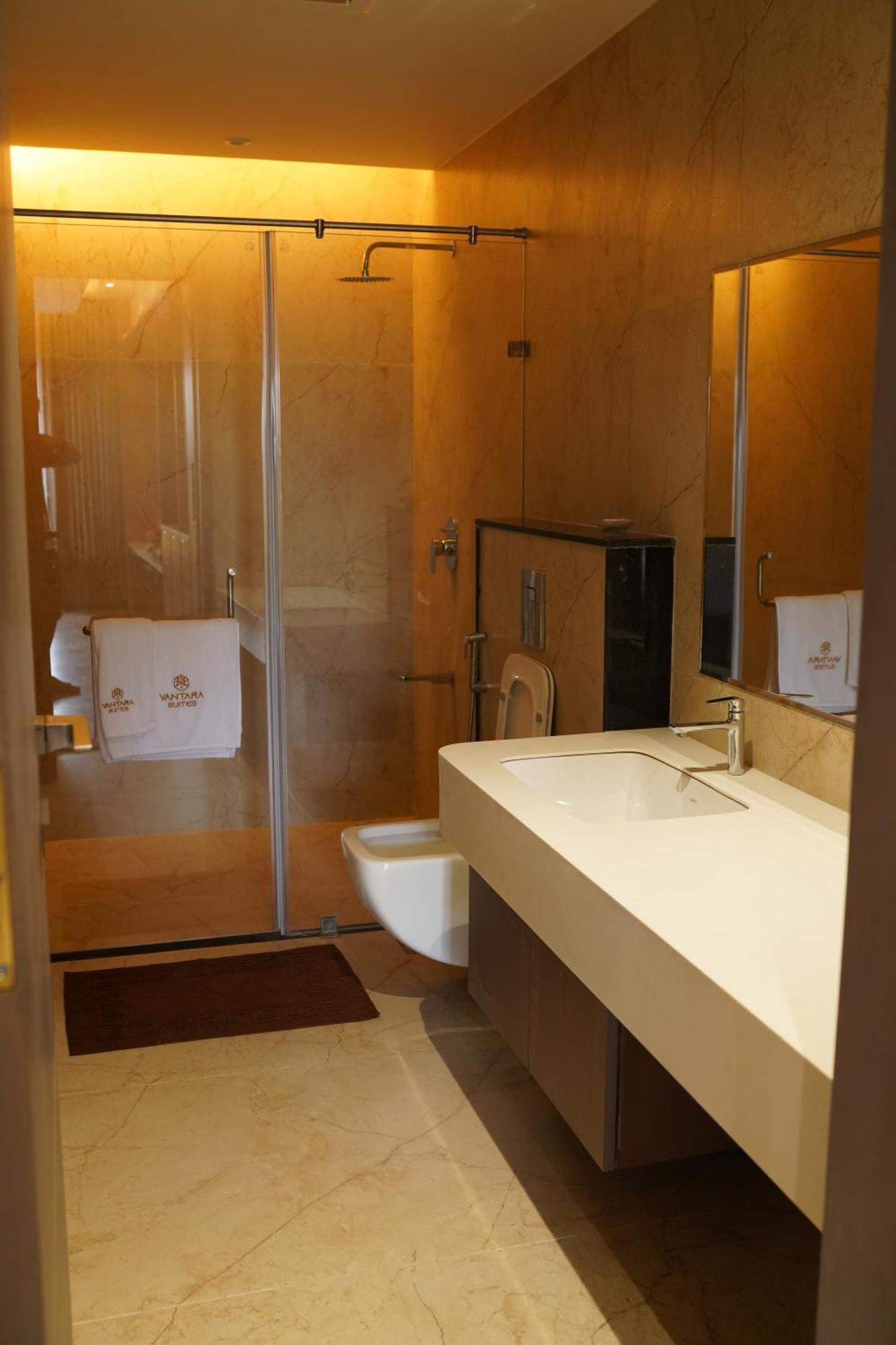 Vantara Suites Vellore Exteriér fotografie