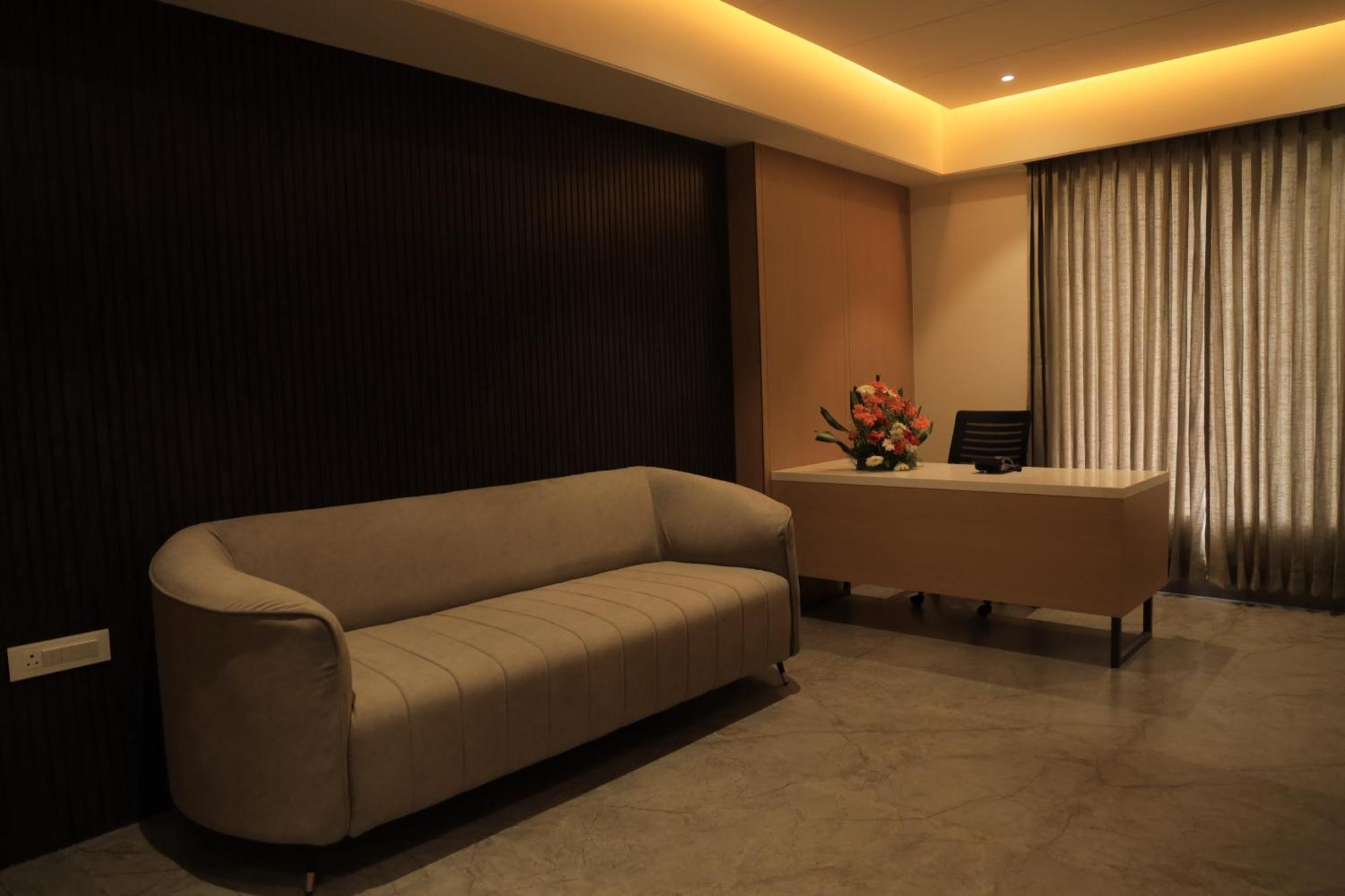 Vantara Suites Vellore Exteriér fotografie