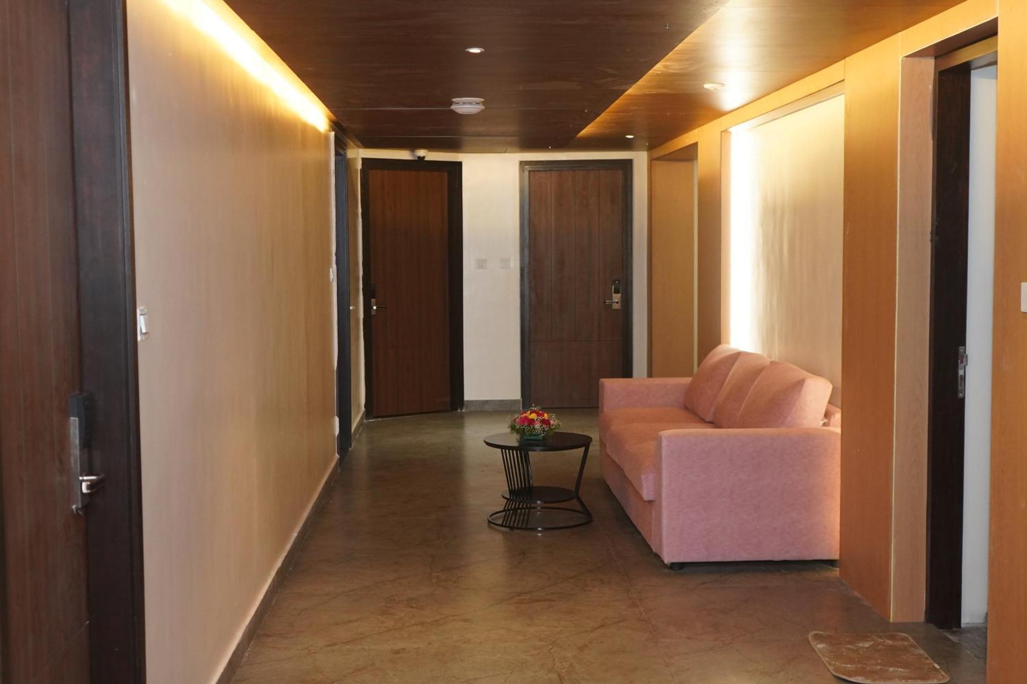 Vantara Suites Vellore Exteriér fotografie